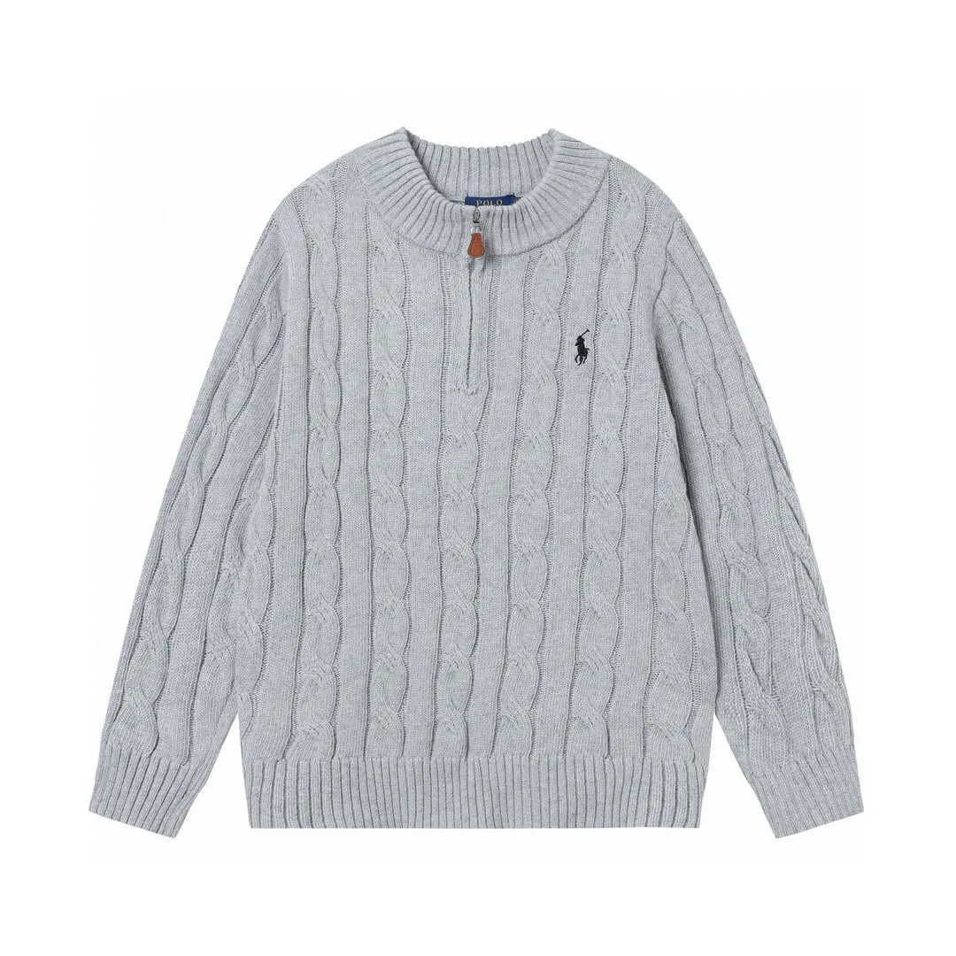 P194 Style number: 603 -Ralph Lauren 24ssRL half-zip long-sleeved sweater with classic war horse logo embroidery on the chest, pullover jacket -The item is made of dyed and spun yarn, purchased from the original version. A full set of customized accessories. Details determine success. Big new autumn and winter style. The item weighs more than 800 grams. It is soft and delicate and does not tie the body. The upper body effect is very nice and has a loose fit. -Color: navy blue, off-white, gray -Size: S/M/L/XL/2XL